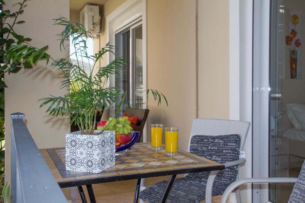 Villa Nopigia Homeleader المظهر الخارجي الصورة